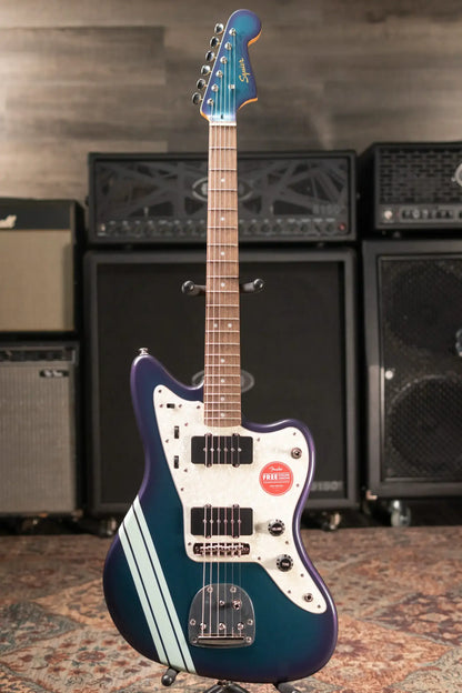Squier FSR Classic Vibe '60s Jazzmaster, Laurel Fingerboard, White Pearloid Pickguard, Matching Headstock Electric Guitar - Competition Burgundy