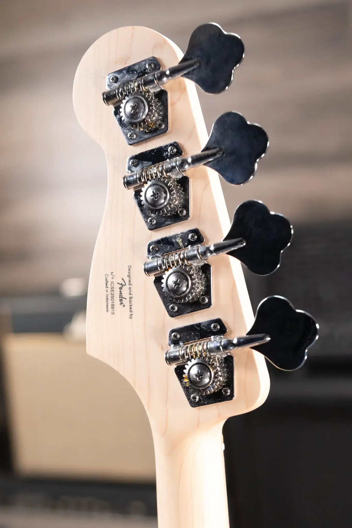 Squier Sonic Precision Bass - 2-Color Sunburst