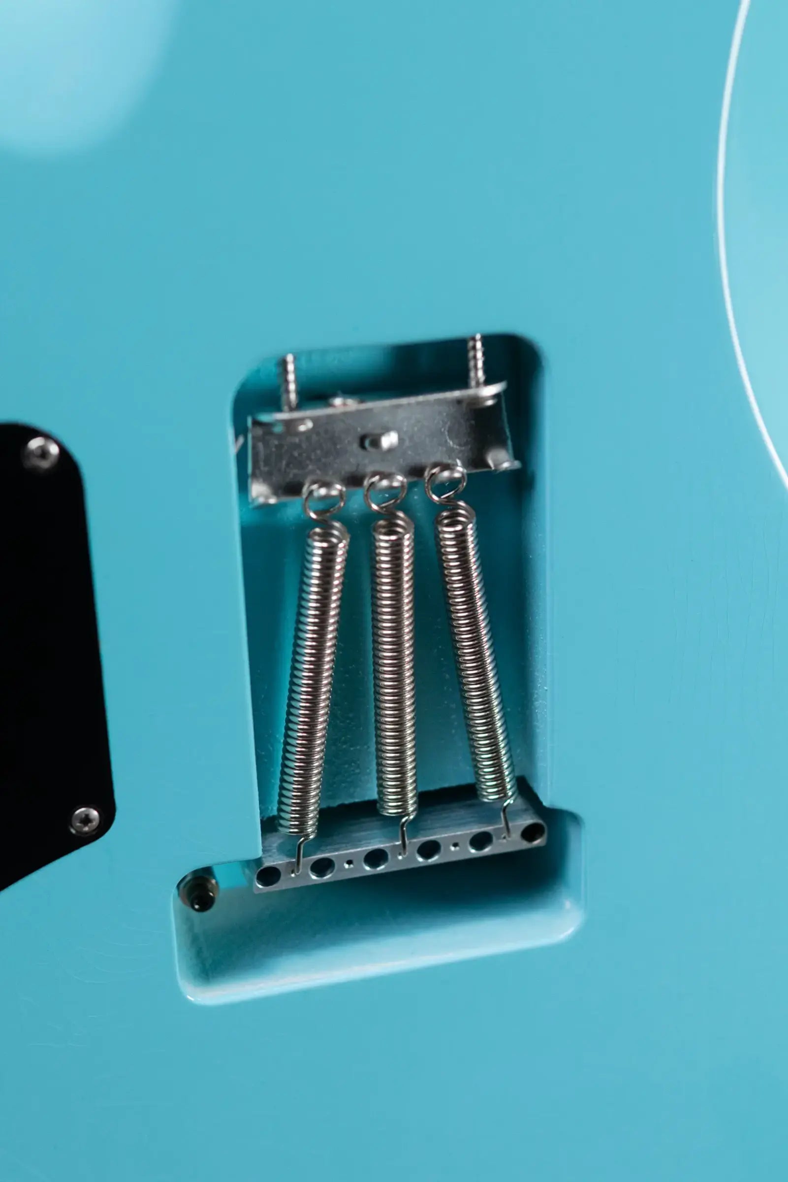 Suhr Modern Antique Limited Edition Electric Guitar - Daphne Blue with Hardshell Case