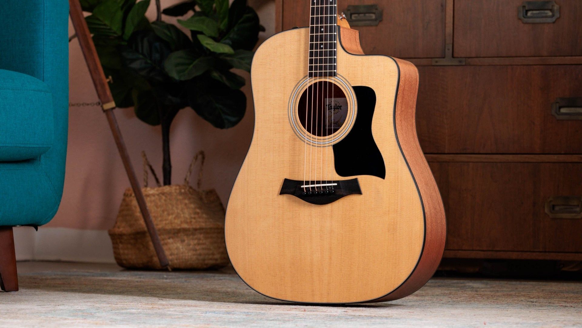 Taylor 110ce Dreadnought Acoustic/Electric Guitar with Gig Bag