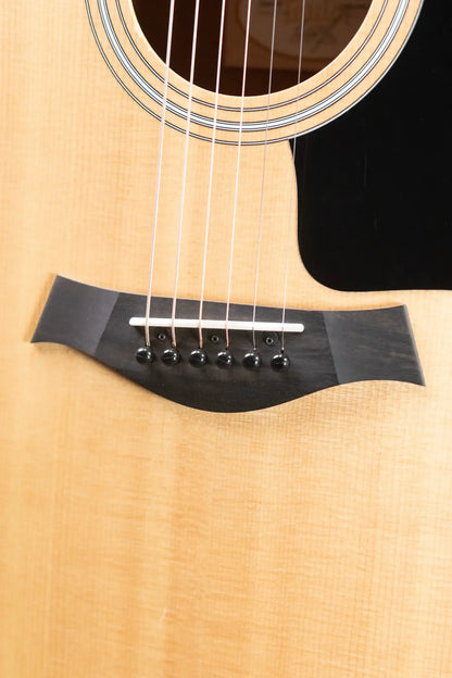 Taylor 110e Dreadnought Acoustic/Electric Guitar with Gig Bag - Used