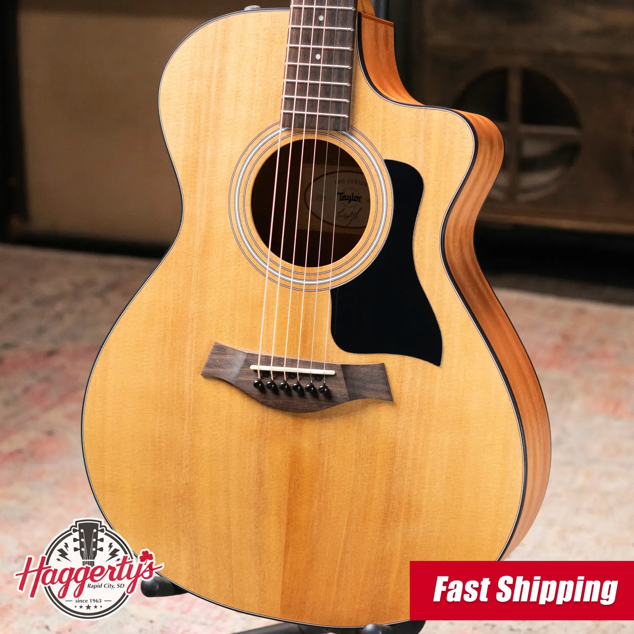 Taylor 112ce Grand Concert Acoustic/Electric Guitar with Gig Bag