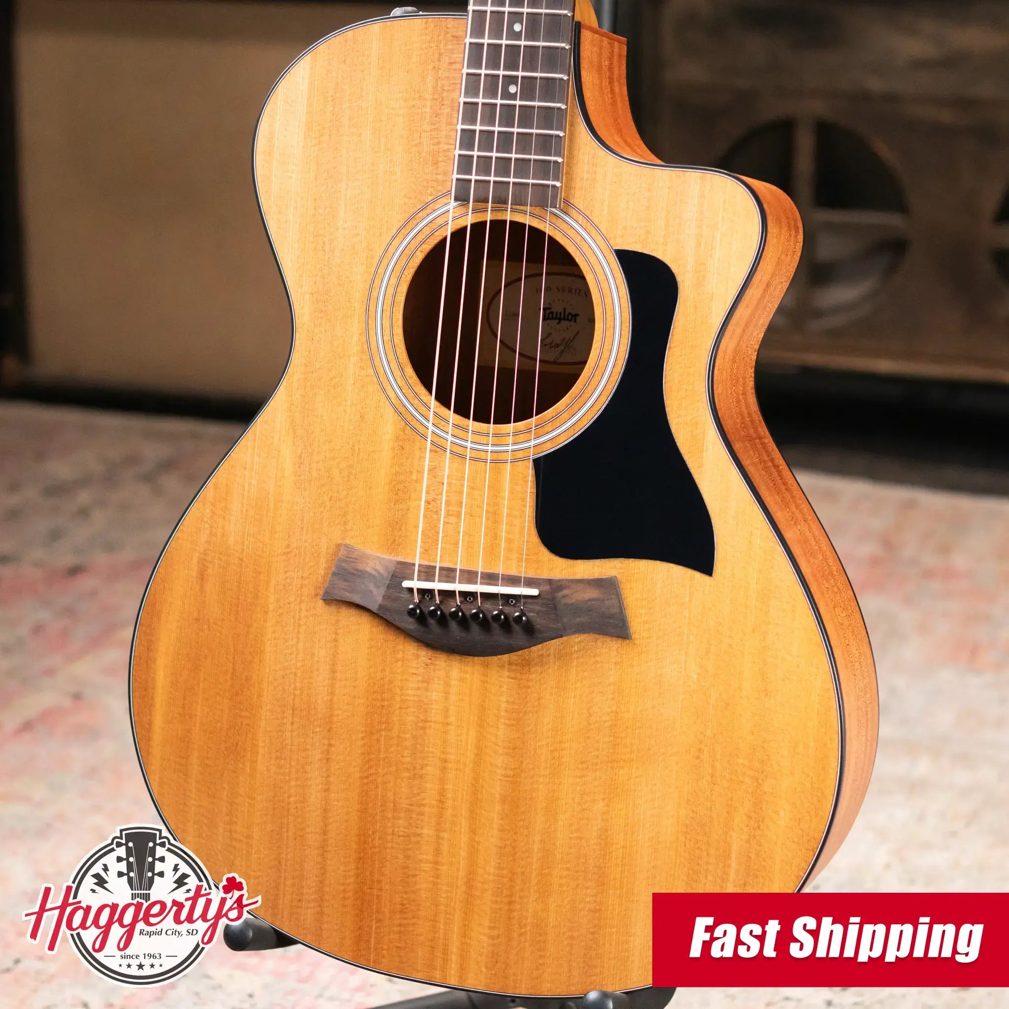 Taylor 112ce Grand Concert Acoustic/Electric Guitar with Gig Bag