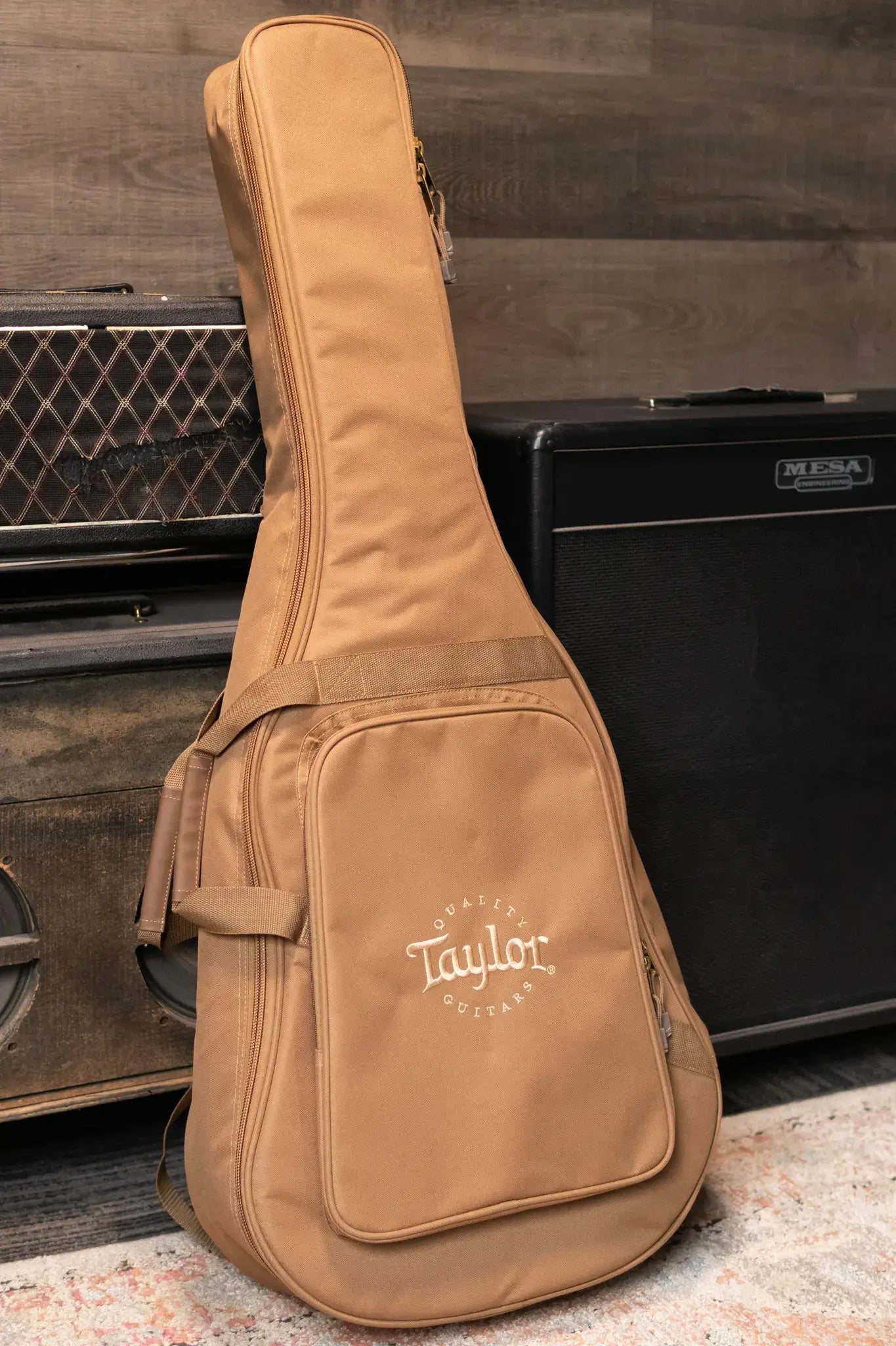 Taylor 112ce Grand Concert Acoustic/Electric Guitar with Gig Bag