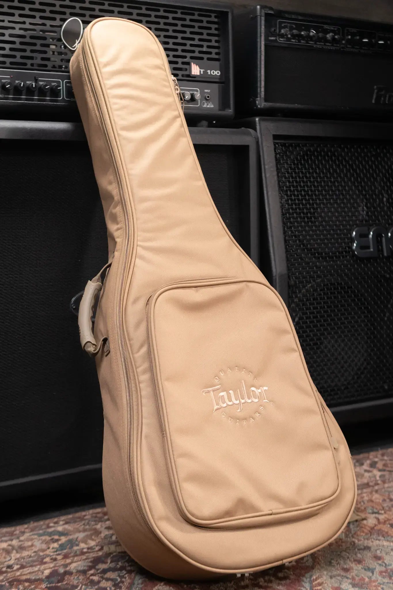 Taylor 112ce Grand Concert Acoustic/Electric Guitar with Gig Bag