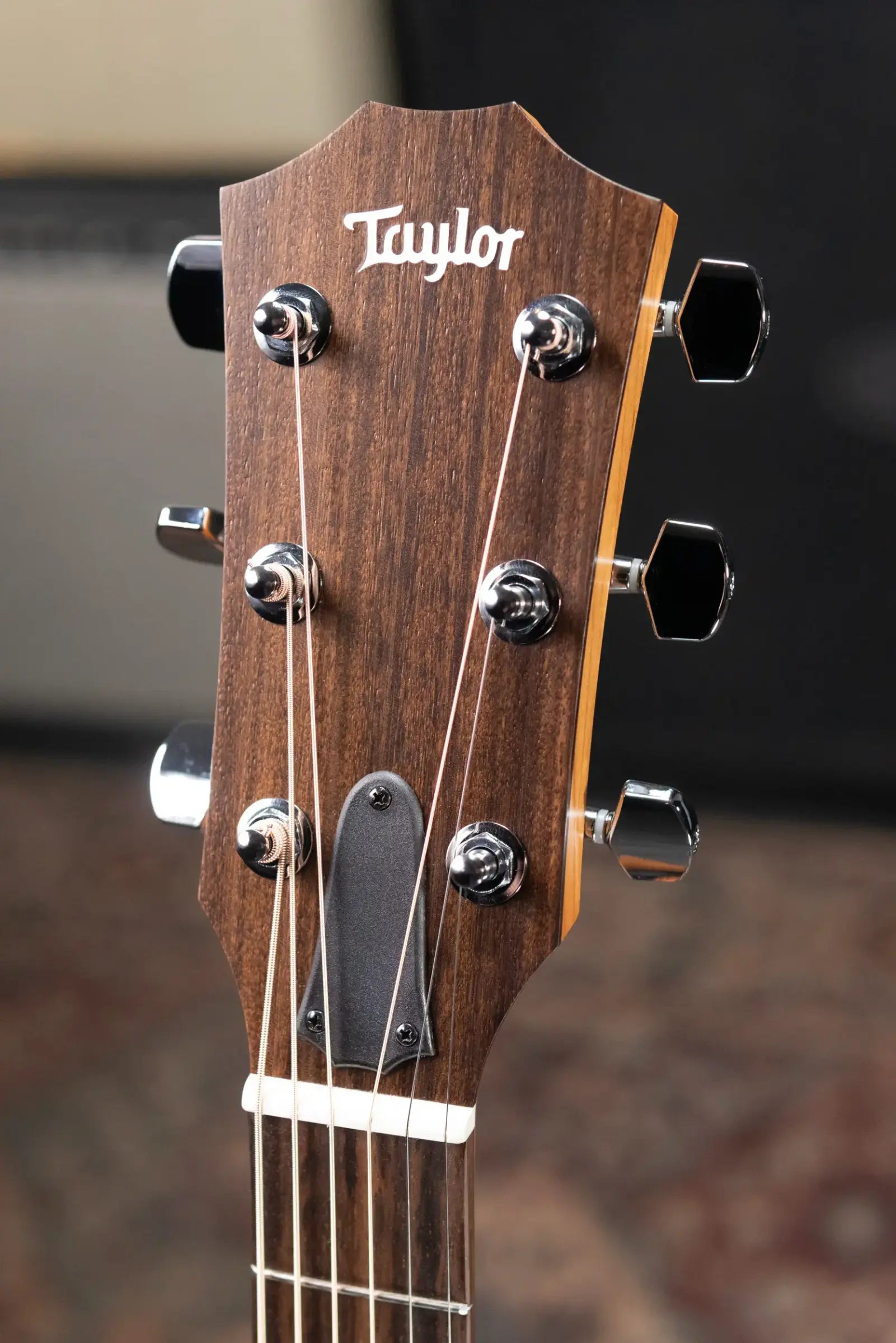 Taylor 112ce Grand Concert Acoustic/Electric Guitar with Gig Bag