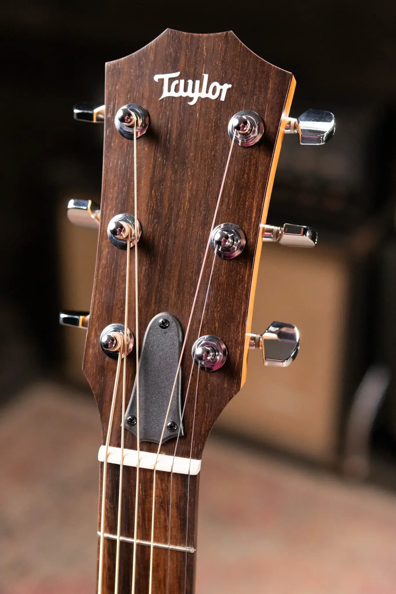 Taylor 112ce Grand Concert Acoustic/Electric Guitar with Gig Bag