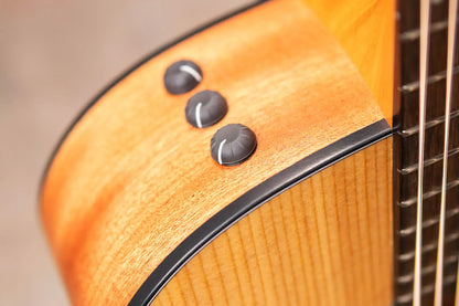 Taylor 112ce Grand Concert Acoustic/Electric Guitar with Gig Bag