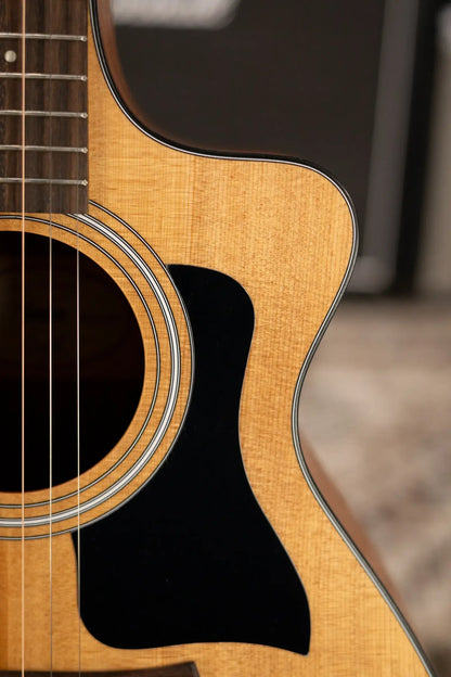 Taylor 112ce Grand Concert Acoustic/Electric Guitar with Gig Bag