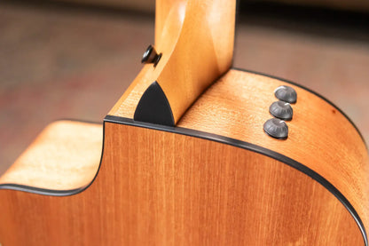 Taylor 112ce-N Nylon Grand Concert Acoustic/Electric Guitar with Gig Bag