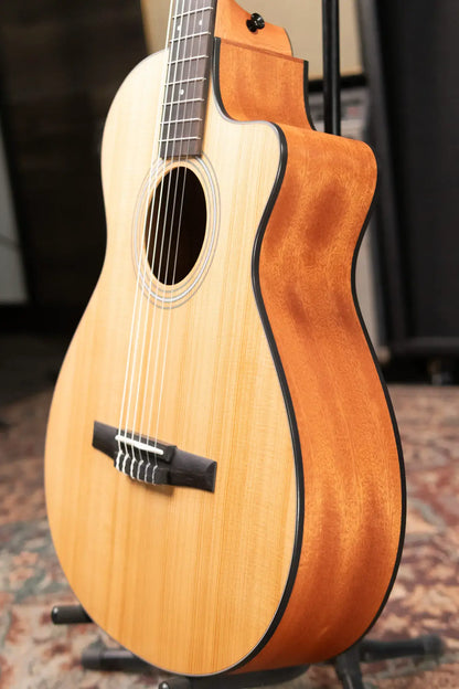 Taylor 112ce-N Nylon Grand Concert Acoustic/Electric Guitar with Gig Bag