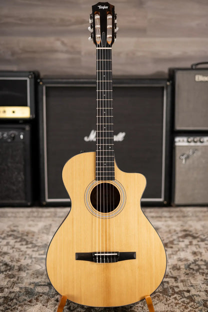 Taylor 112ce-N Nylon Grand Concert Acoustic/Electric Guitar with Gig Bag