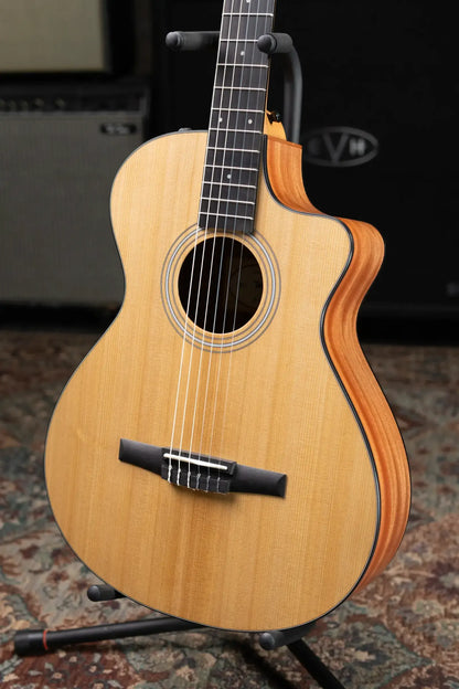 Taylor 112ce-N Nylon Grand Concert Acoustic/Electric Guitar with Gig Bag