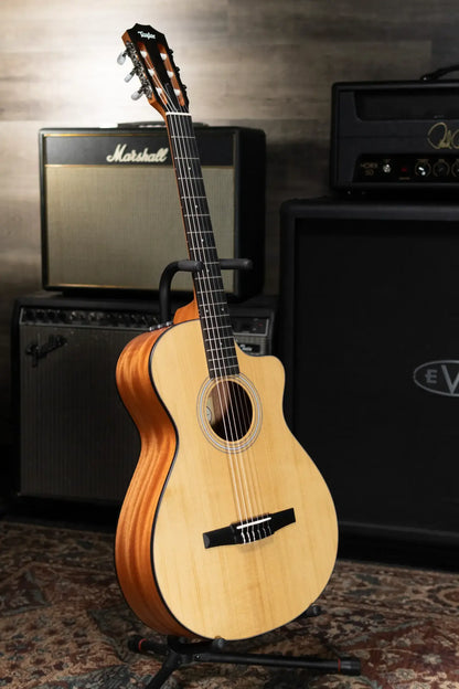Taylor 112ce-N Nylon Grand Concert Acoustic/Electric Guitar with Gig Bag
