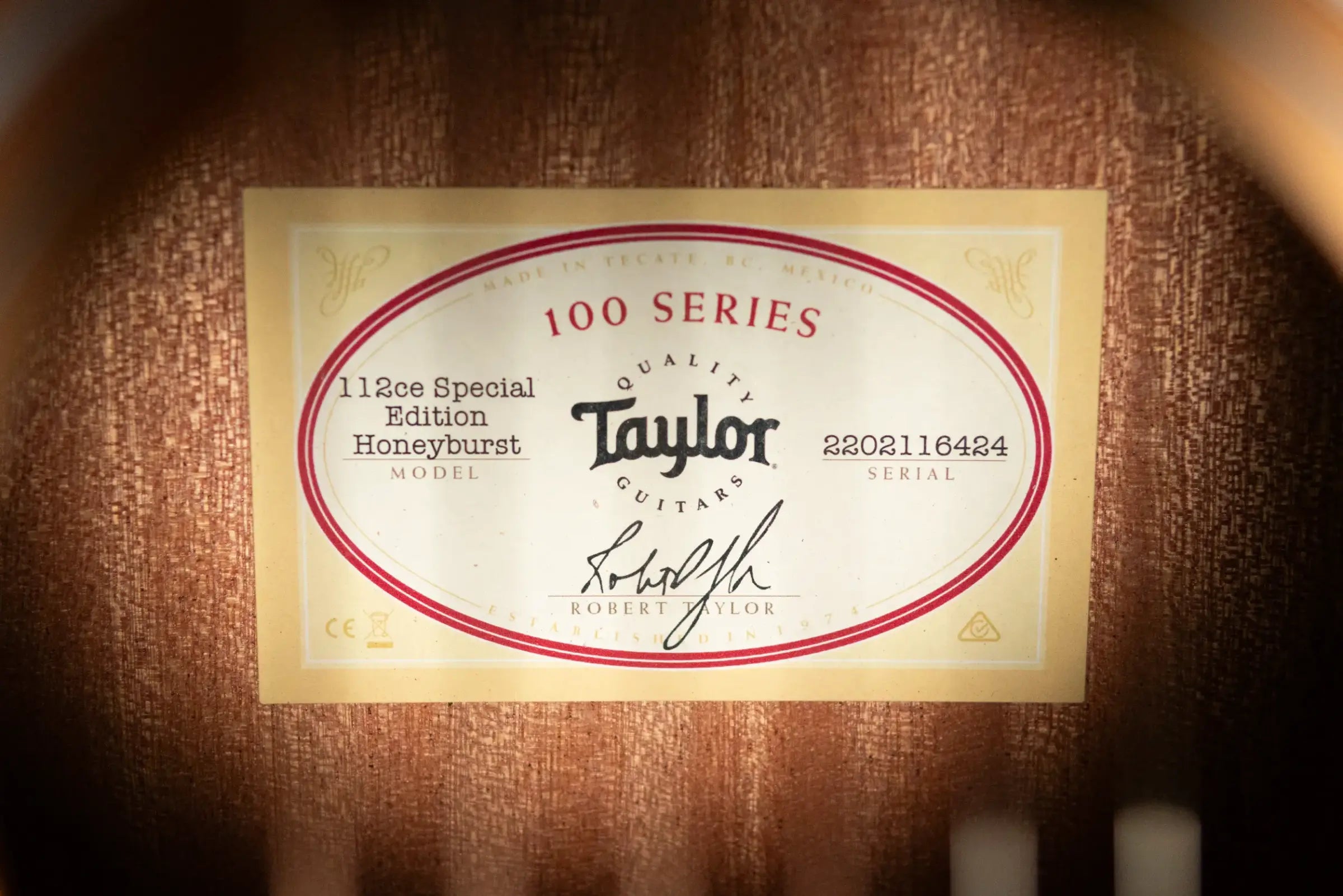 Taylor 112ce Special Edition Grand Concert Acoustic/Electric Guitar - Honeyburst with Gig Bag