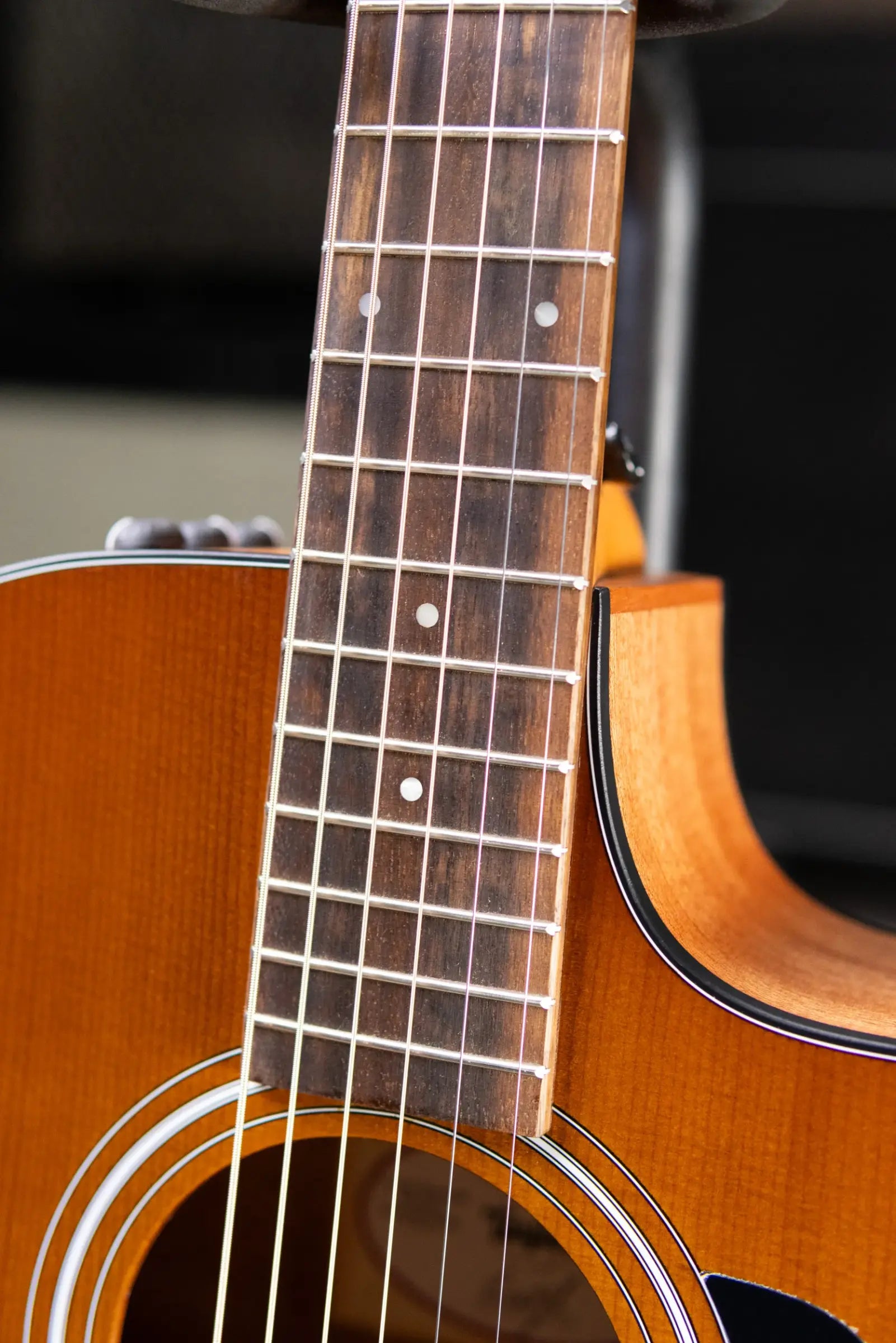 Taylor 112ce Special Edition Grand Concert Acoustic/Electric Guitar - Honeyburst with Gig Bag