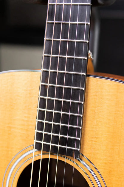 Taylor 114 Grand Auditorium Acoustic Guitar - Natural with Gig Bag