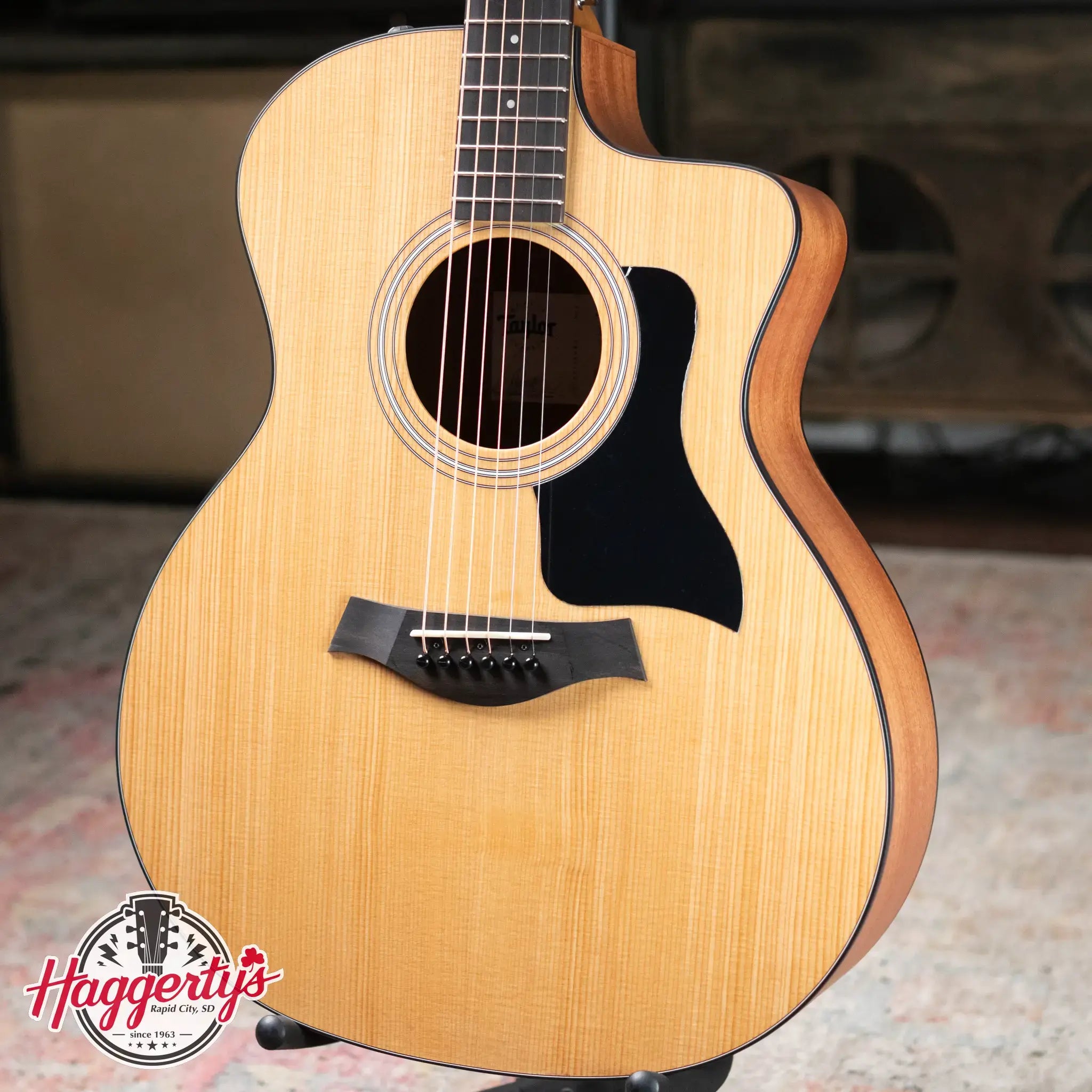 Taylor 114ce Acoustic-Electric Guitar with Structured Gig Bag - Floor Model