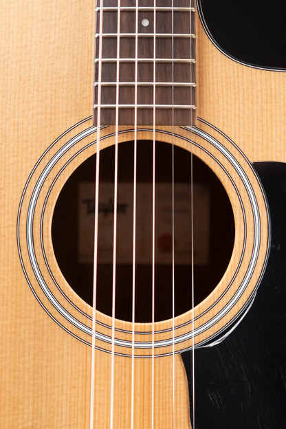 Taylor 114ce Grand Auditorium Acoustic/Electric Guitar with Gig Bag