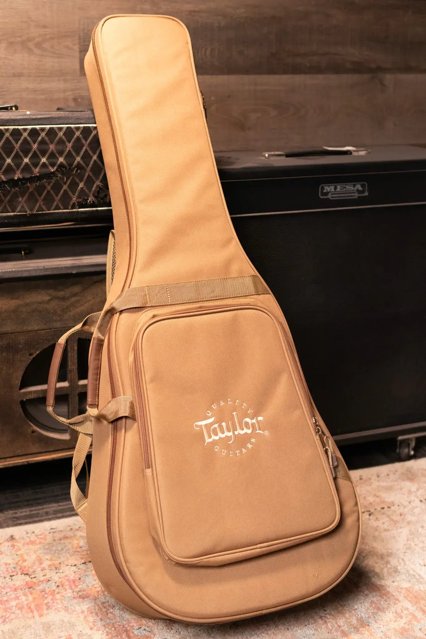 Taylor 114ce Grand Auditorium Acoustic/Electric Guitar with Gig Bag