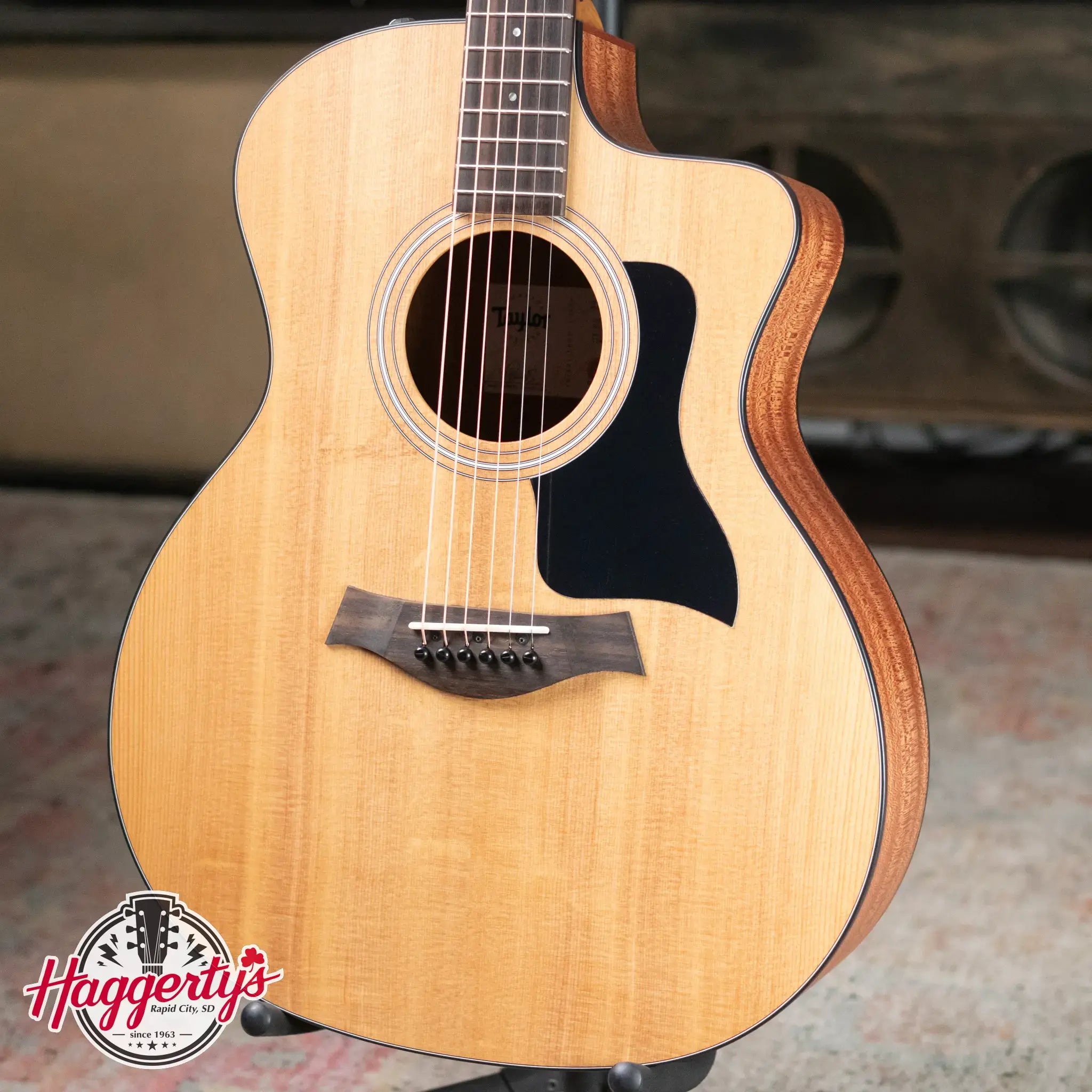 Taylor 114ce Grand Auditorium Acoustic-Electric Guitar with Structured Gig Bag
