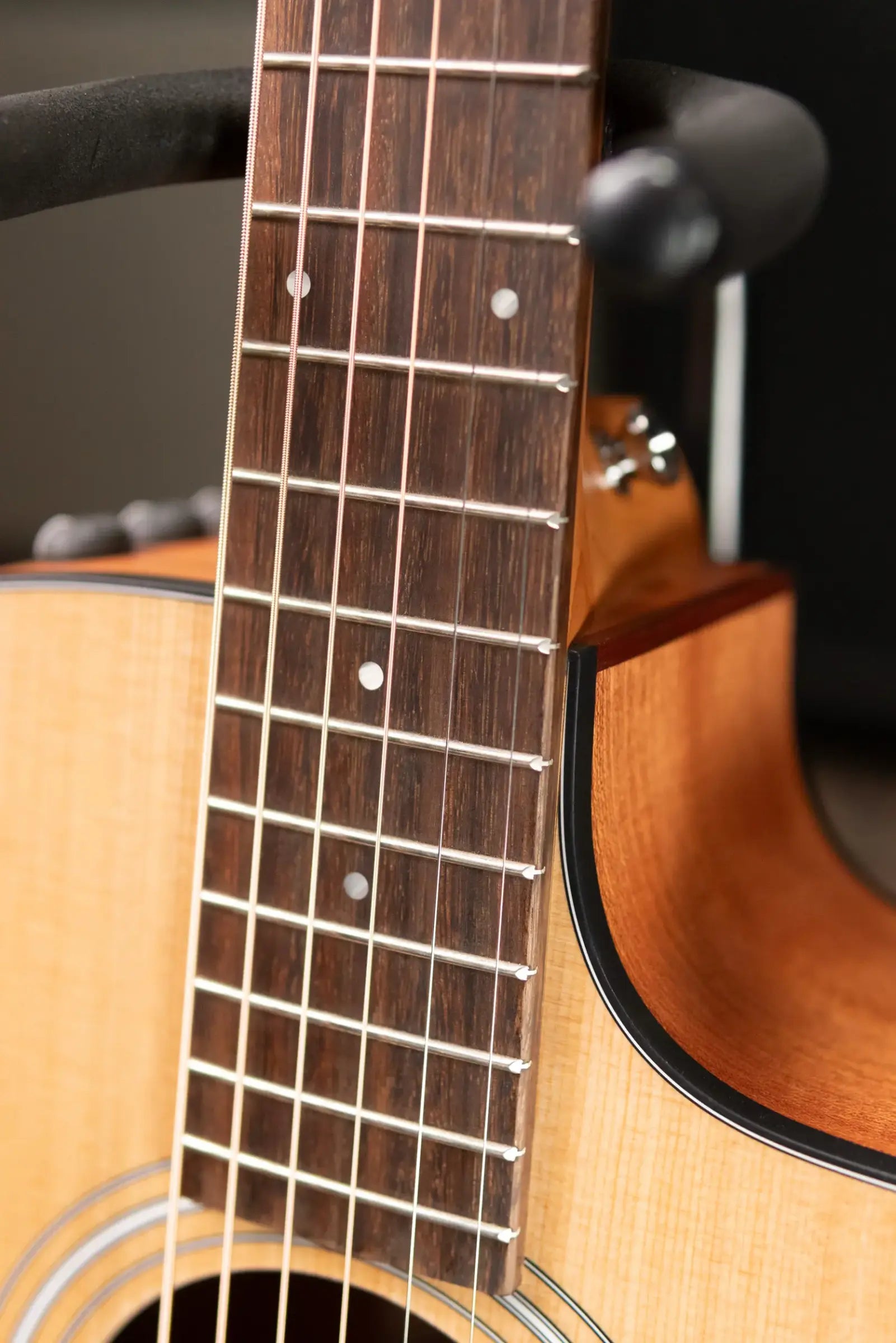 Taylor 114ce Grand Auditorium Acoustic-Electric Guitar with Structured Gig Bag - Floor Model