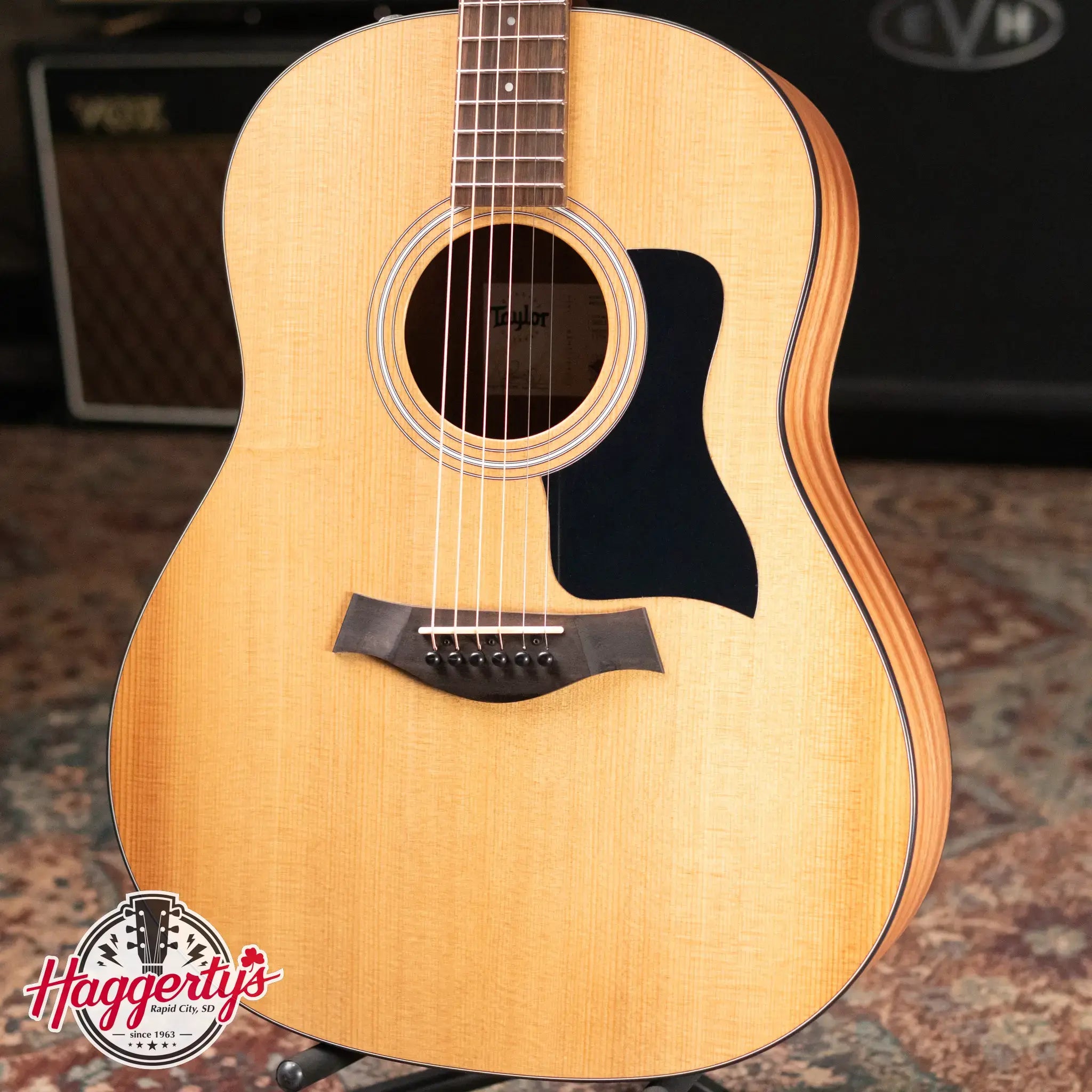 Taylor 117e Grand Pacific Acoustic/Electric Guitar with Gig Bag - Demo