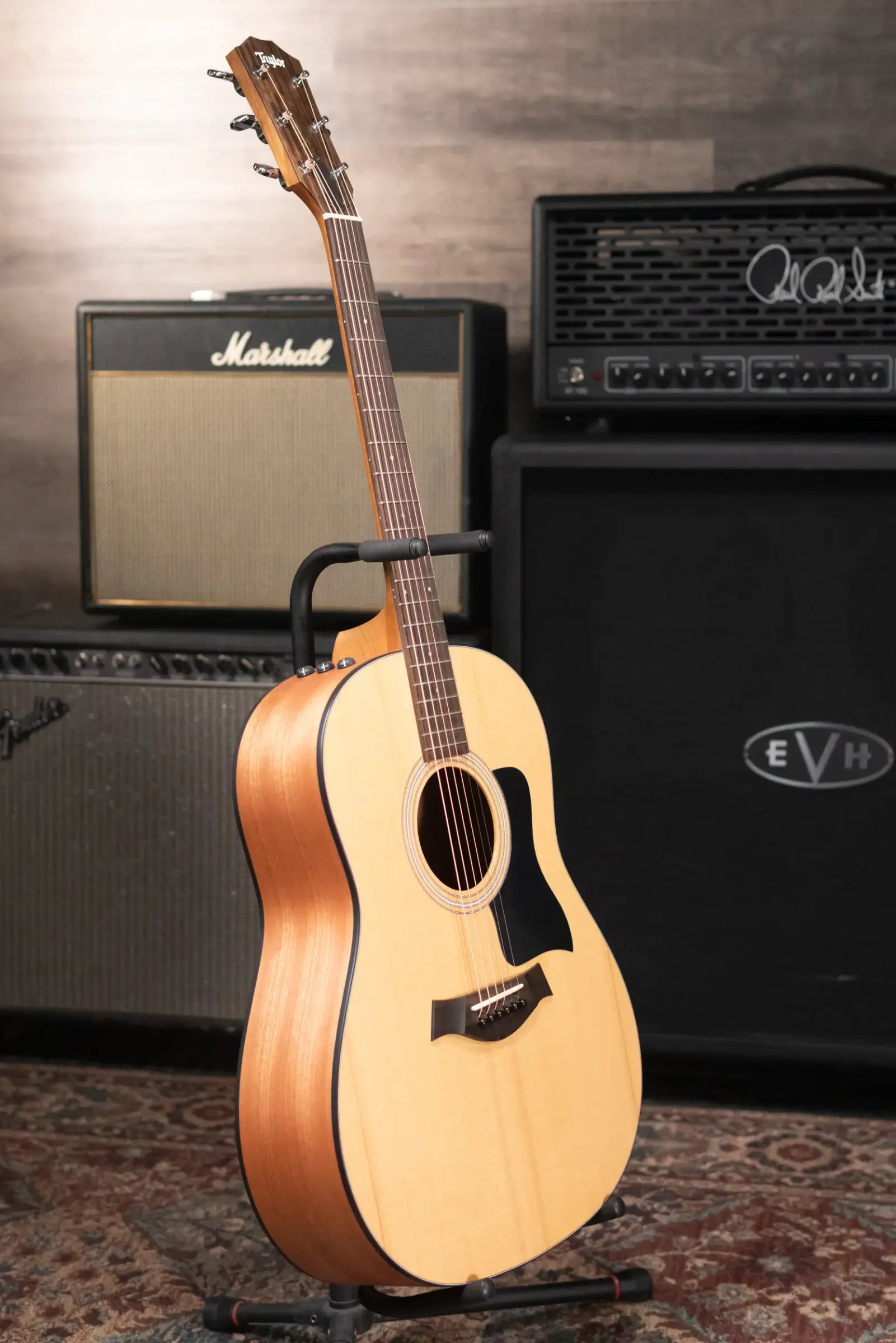 Taylor 117e Grand Pacific Acoustic/Electric Guitar with Gig Bag
