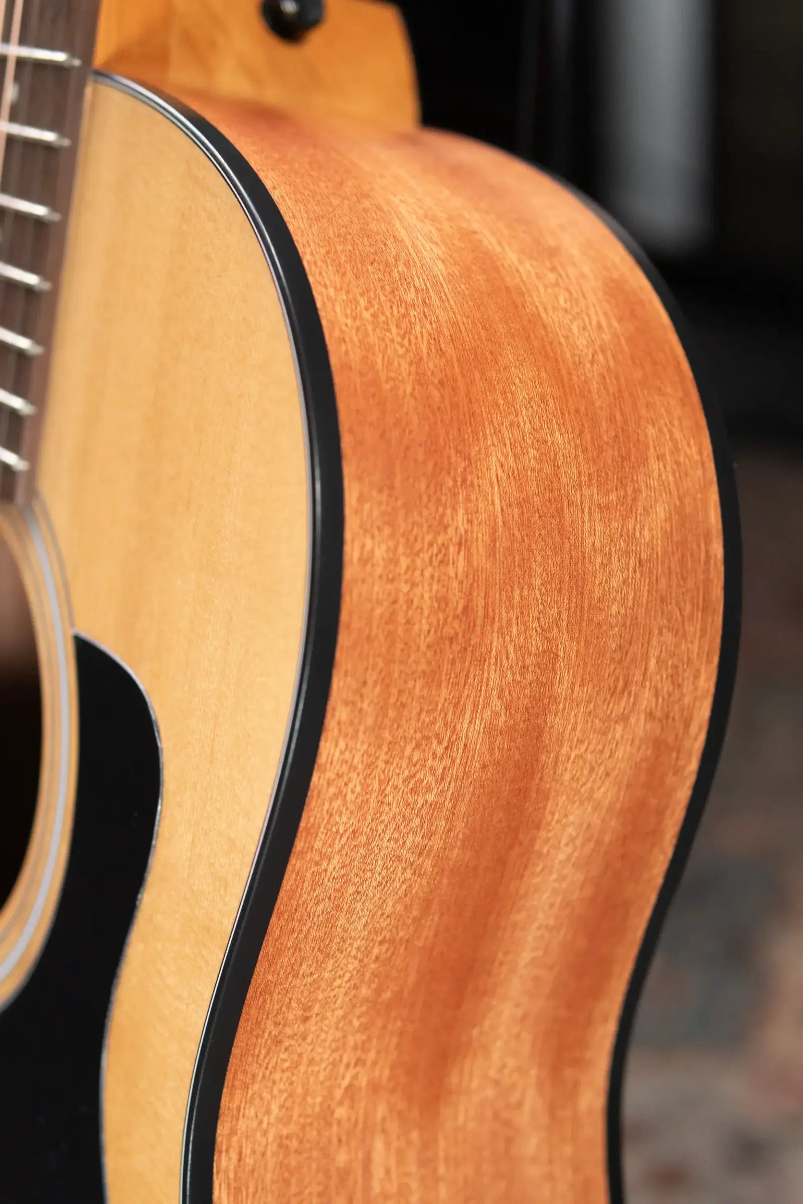 Taylor 117e Grand Pacific Acoustic/Electric Guitar with Gig Bag