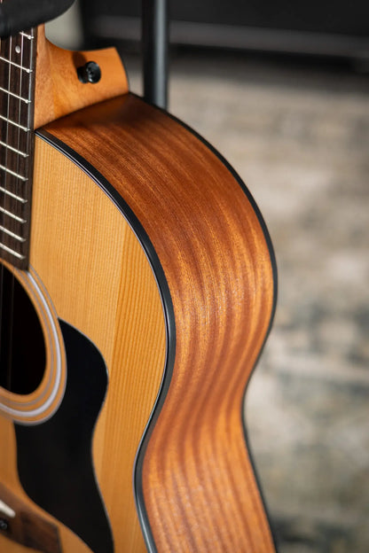 Taylor 117e Grand Pacific Acoustic/Electric Guitar with Gig Bag - Demo
