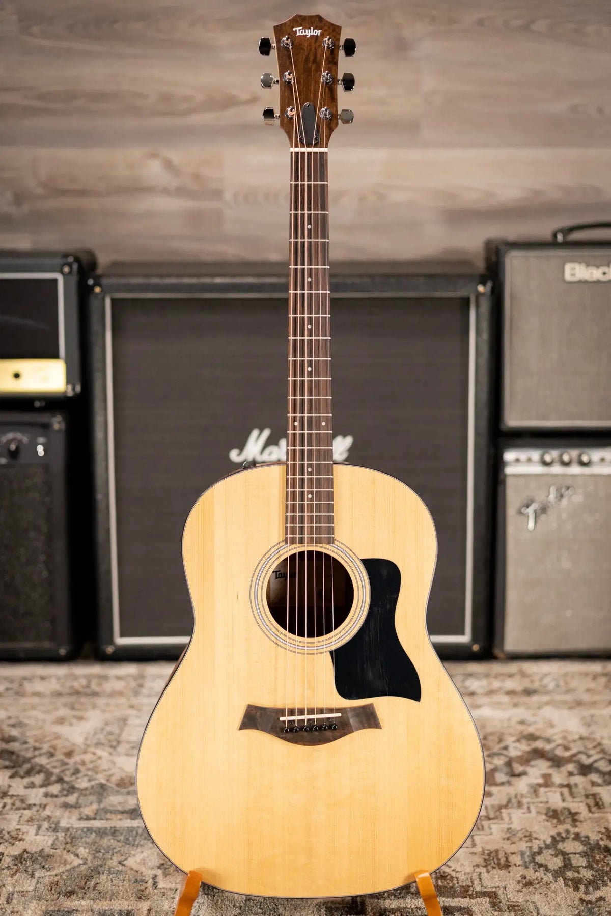 Taylor 117e Grand Pacific Acoustic/Electric Guitar with Gig Bag