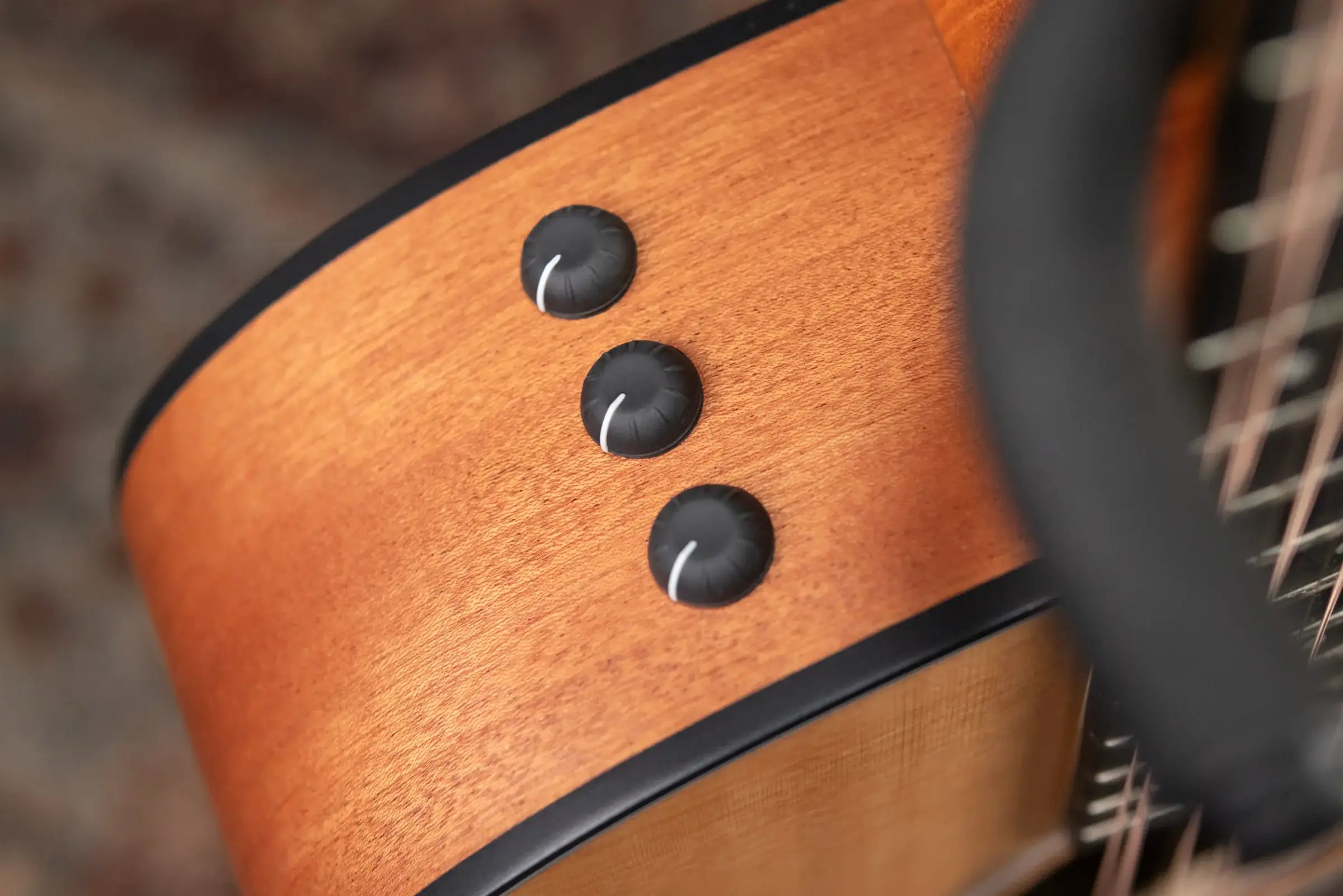 Taylor 150ce 12-String Dreadnought Acoustic/Electric Guitar with Gig Bag