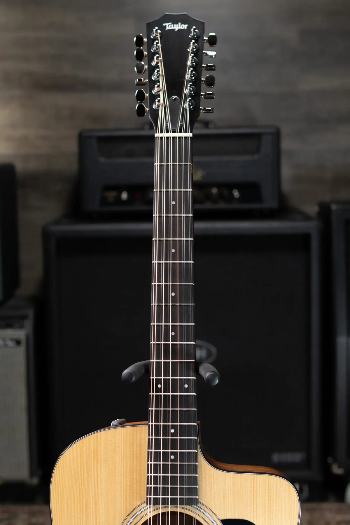Taylor 150ce 12-String Dreadnought Acoustic/Electric Guitar with Gig Bag