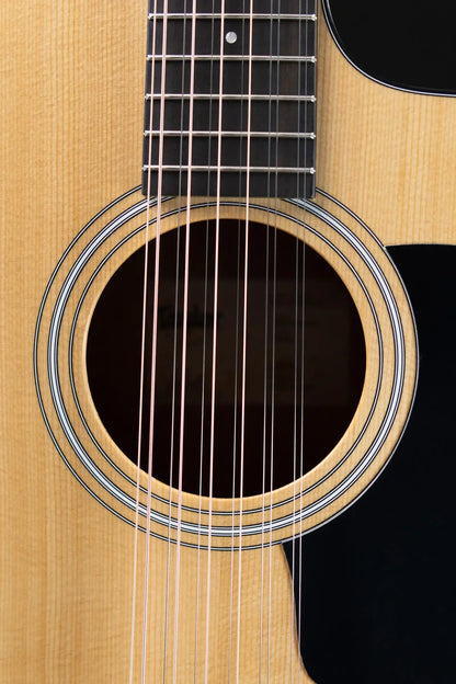 Taylor 150ce 12-String Dreadnought Acoustic/Electric Guitar with Gig Bag