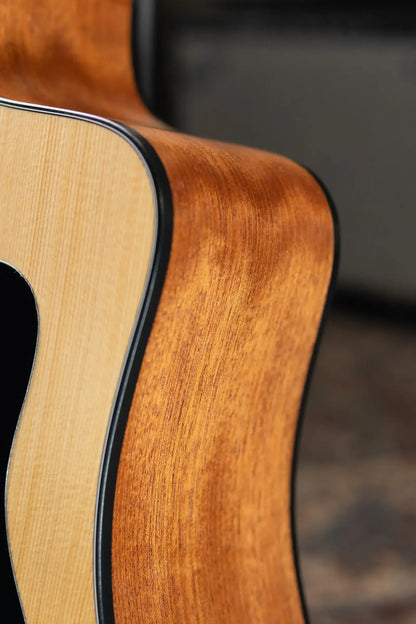 Taylor 150ce 12-String Dreadnought Acoustic/Electric Guitar with Gig Bag