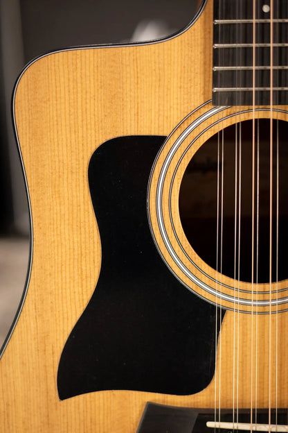 Taylor 150ce Left-Handed 12-String Dreadnought Acoustic/Electric Guitar - Natural with Gig Bag
