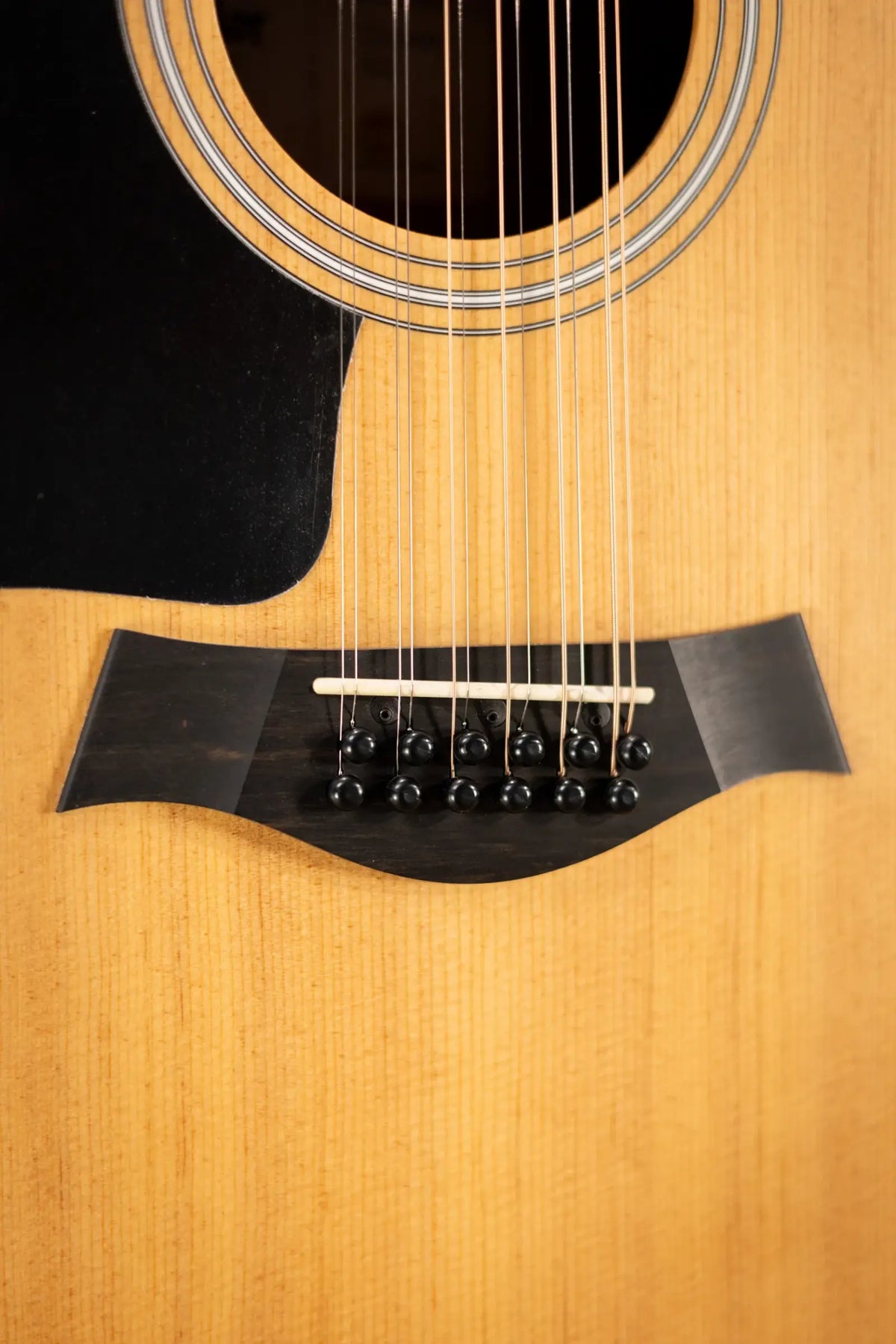 Taylor 150ce Left-Handed 12-String Dreadnought Acoustic/Electric Guitar - Natural with Gig Bag