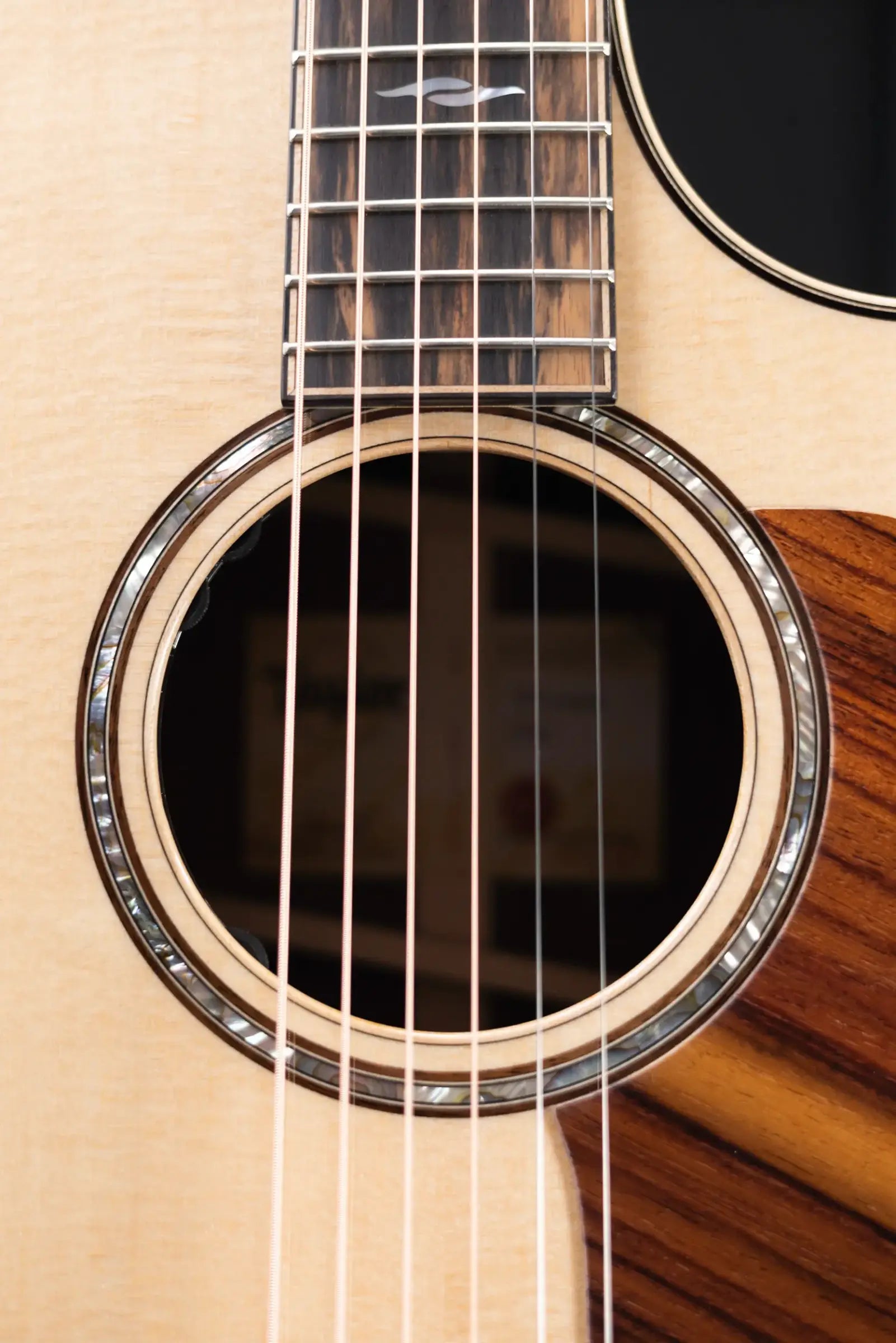 Taylor 2026 814ce Grand Auditorium Acoustic/Electric Guitar with Hardshell Case