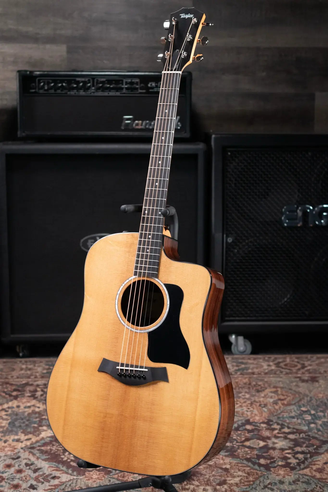 Taylor 210ce Plus Dreadnought Acoustic/Electric Guitar with AeroCase