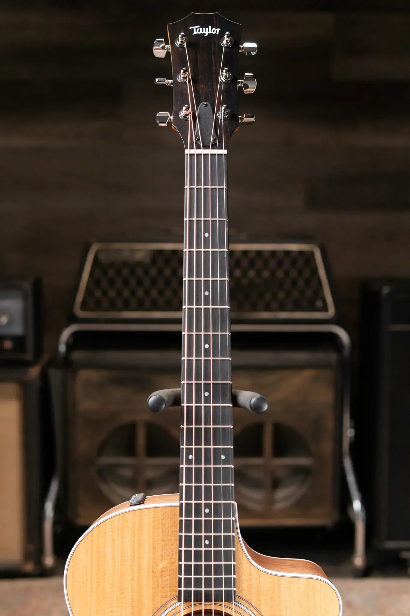 Taylor 212ce Grand Concert Acoustic/Electric Guitar with Gig Bag