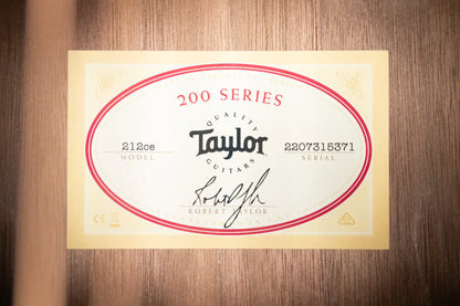 Taylor 212ce Grand Concert Acoustic/Electric Guitar with Gig Bag