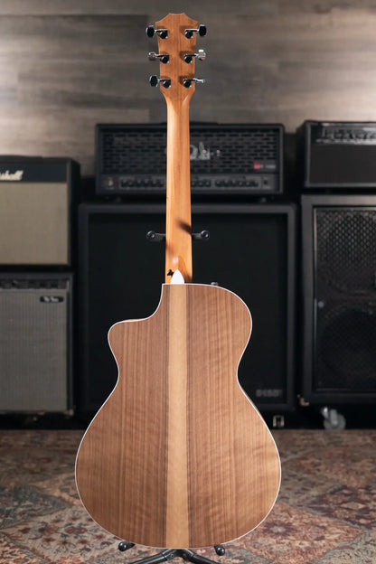 Taylor 212ce Grand Concert Acoustic/Electric Guitar with Gig Bag