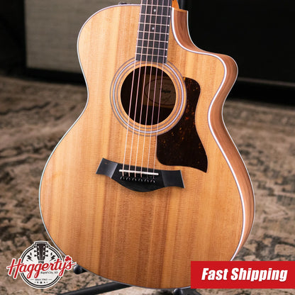 Taylor 212ce Grand Concert Acoustic/Electric Guitar with Gig Bag