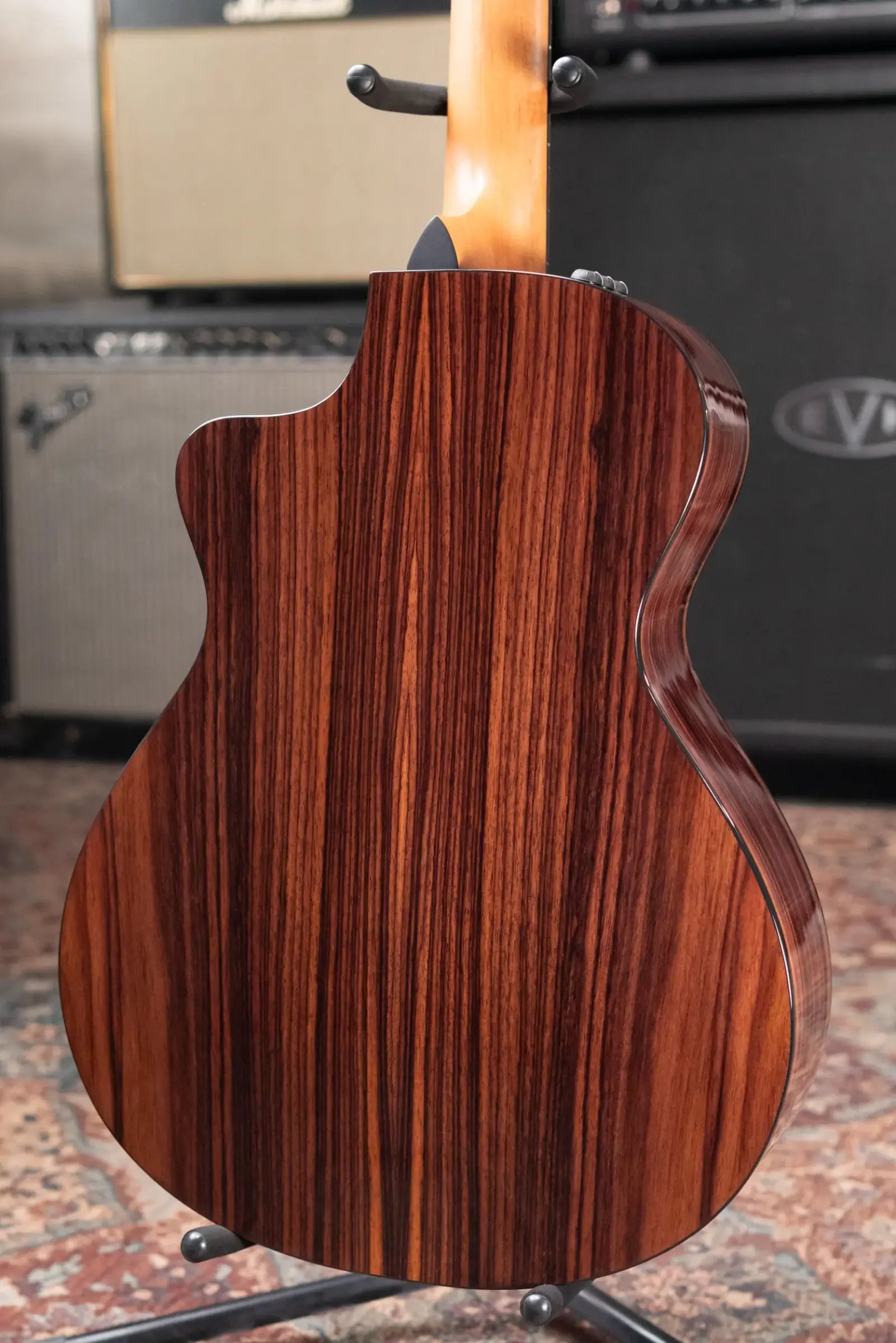 Taylor 212ce-N Plus Nylon Grand Concert Acoustic/Electric Guitar with Aerocase