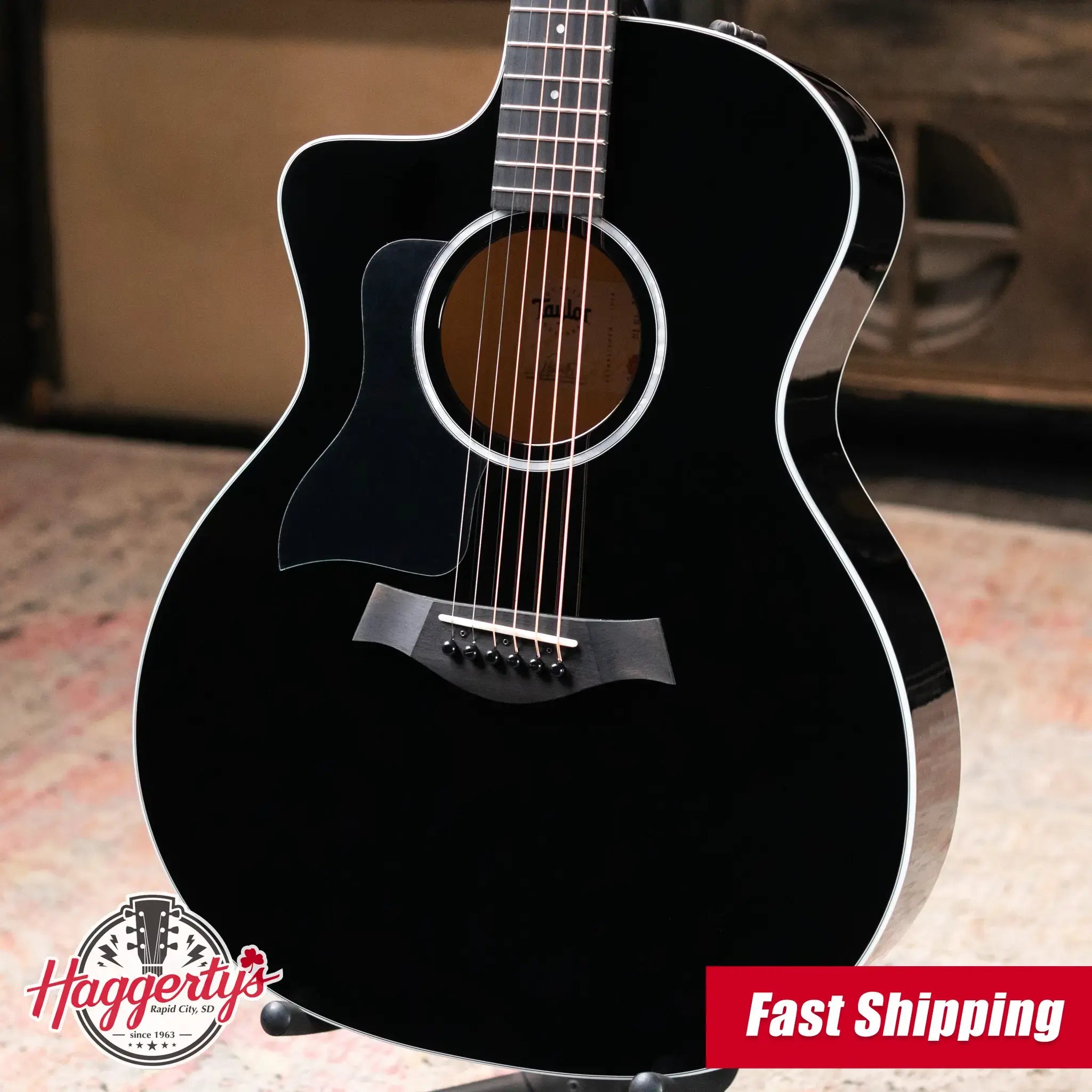 Taylor 214ce-BLK Plus Left-Hand Grand Auditorium Acoustic/Electric Guitar - Black with Aerocase