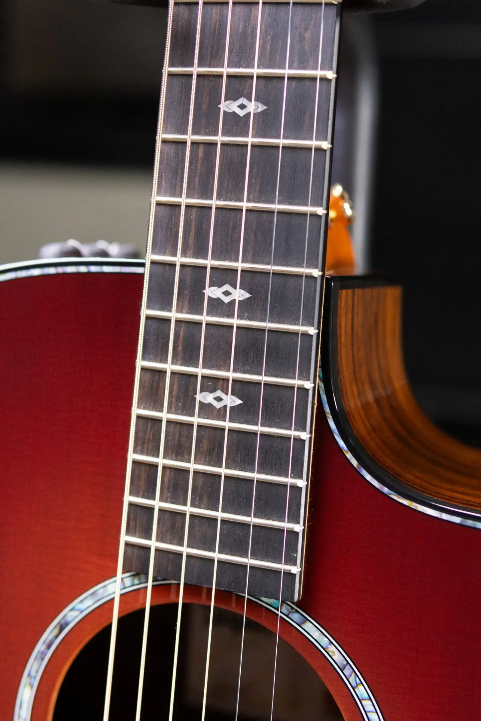 Taylor 214ce DLX Sunset Blvd Grand Auditorium Acoustic/Electric Guitar - Sepia Burst with Hardshell Case