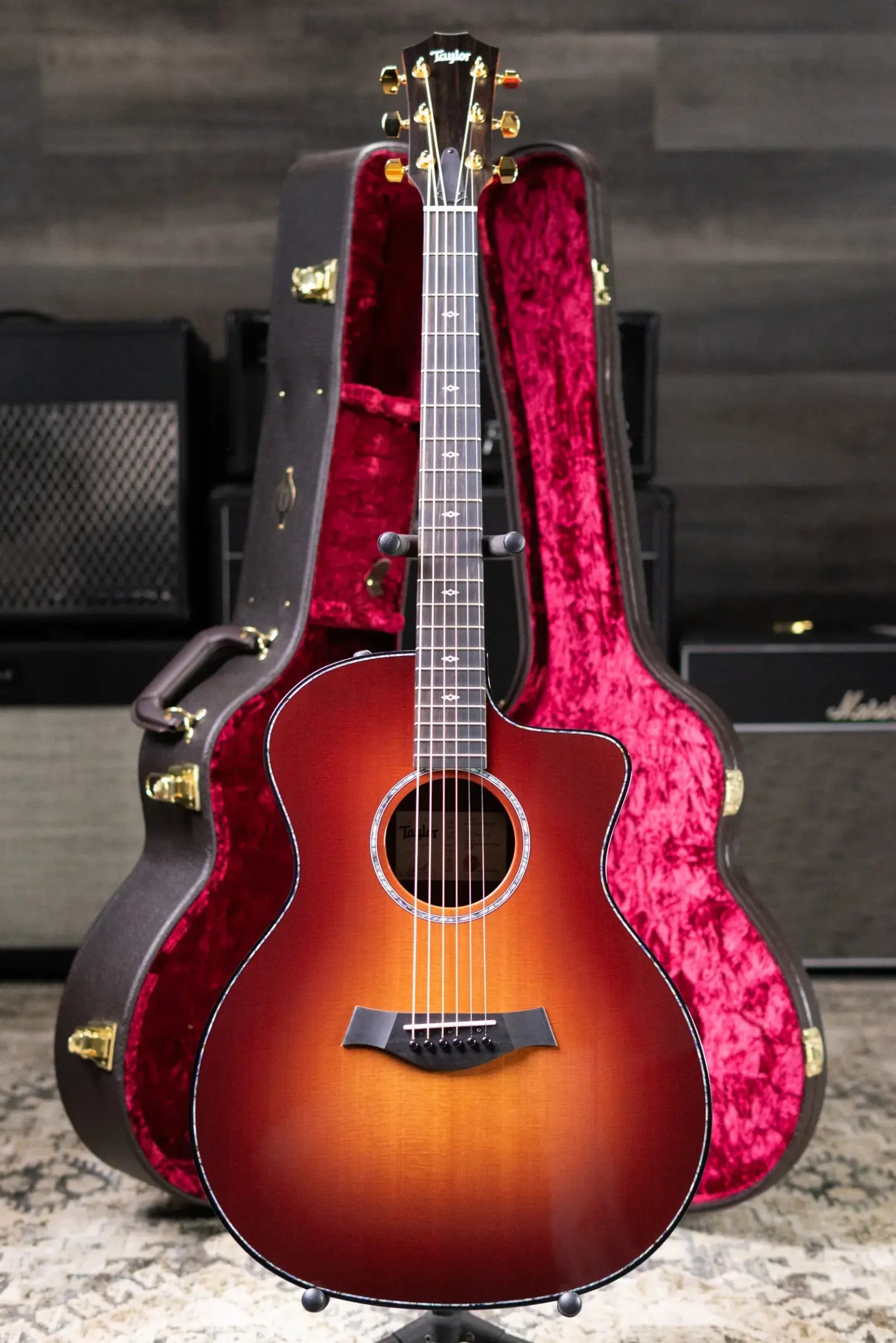 Taylor 214ce DLX Sunset Blvd Grand Auditorium Acoustic/Electric Guitar - Sepia Burst with Hardshell Case