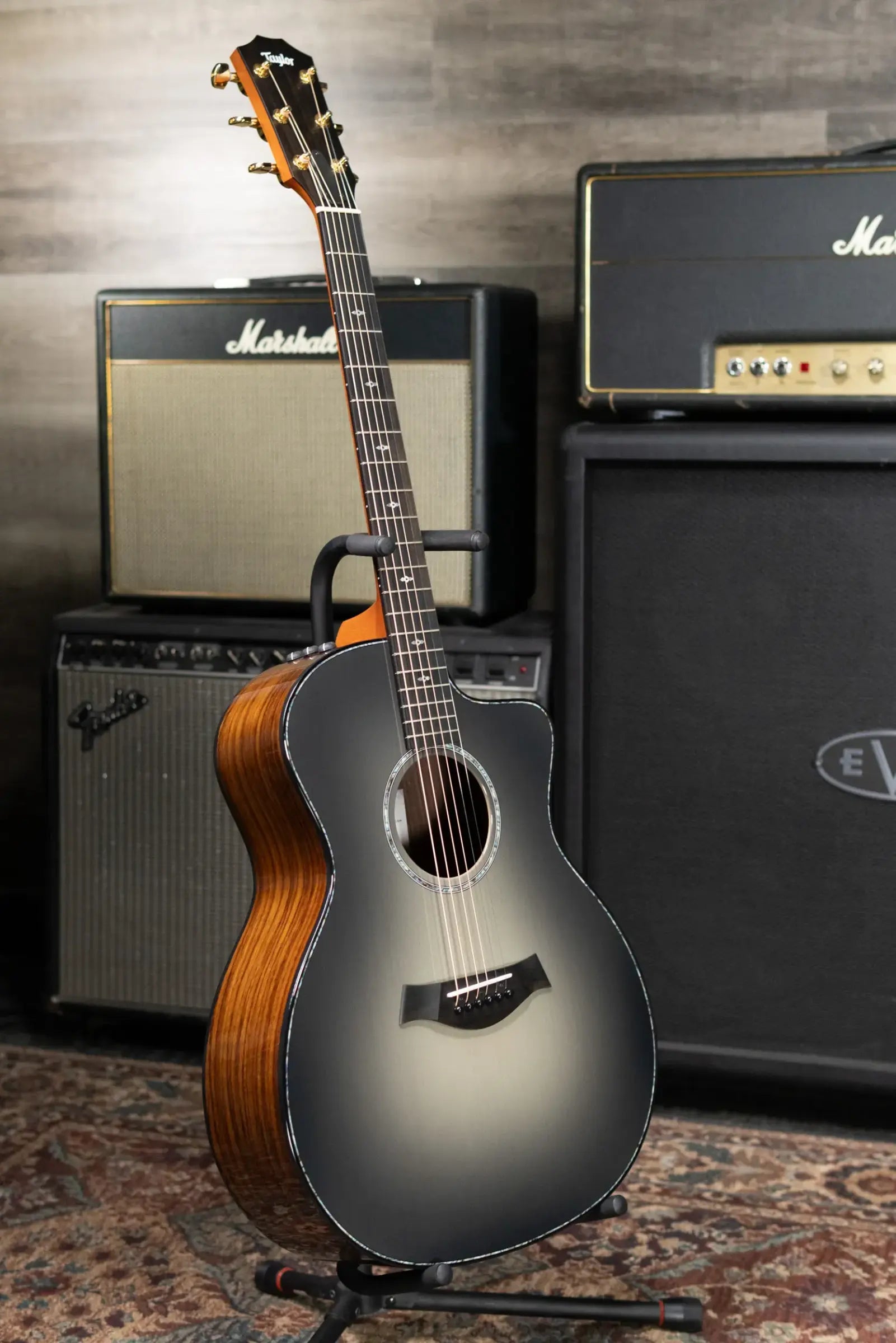 Taylor 214ce DLX Sunset Blvd Grand Auditorium Acoustic/Electric Guitar - Silverburst with Hardshell Case