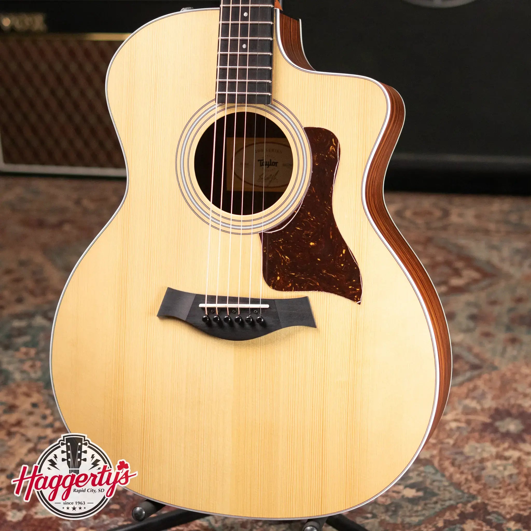 Taylor 214ce Grand Auditorium Acoustic/Electric Guitar - Rosewood with Gig Bag