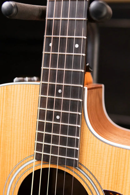 Taylor 214ce Grand Auditorium Acoustic/Electric Guitar with Gig Bag